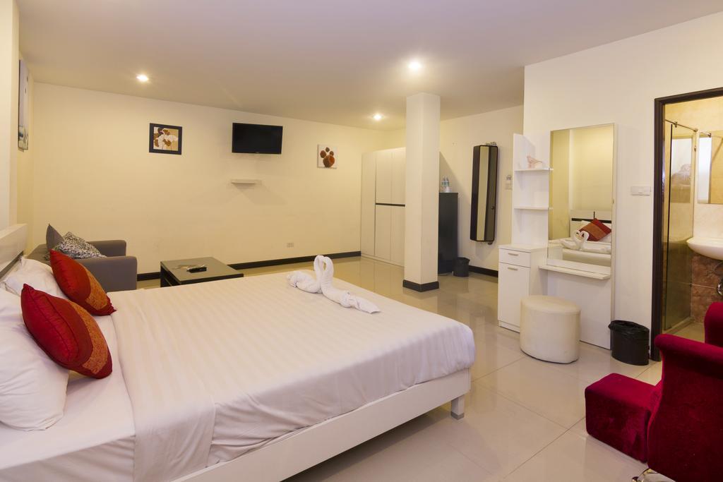 Royal Q & D Suites Pattaya Ngoại thất bức ảnh