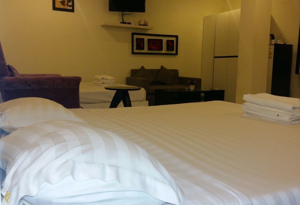 Royal Q & D Suites Pattaya Ngoại thất bức ảnh